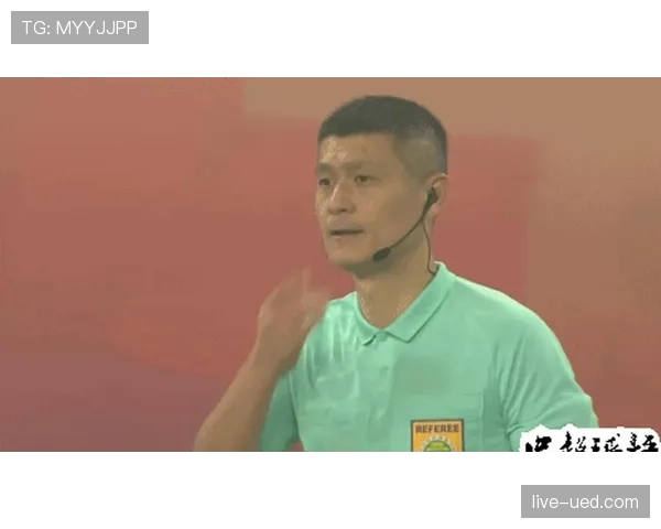 手球判罚的关键：是否故意触球及手臂位置是否扩大防守面积
